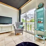 Infinity View Apartment